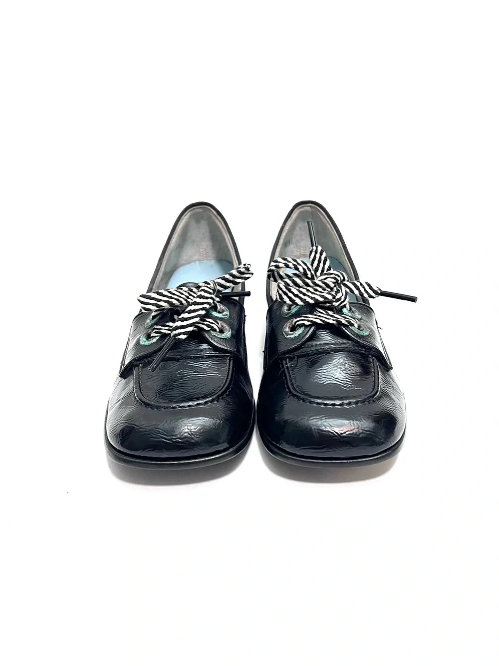 Vintage 1960s deadstock black vegan patent leather square toe lace up oxfords